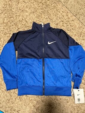 Boy’s Nike Navy and Royal Blue Colorblock Full-Zip Performance Jacket NWT